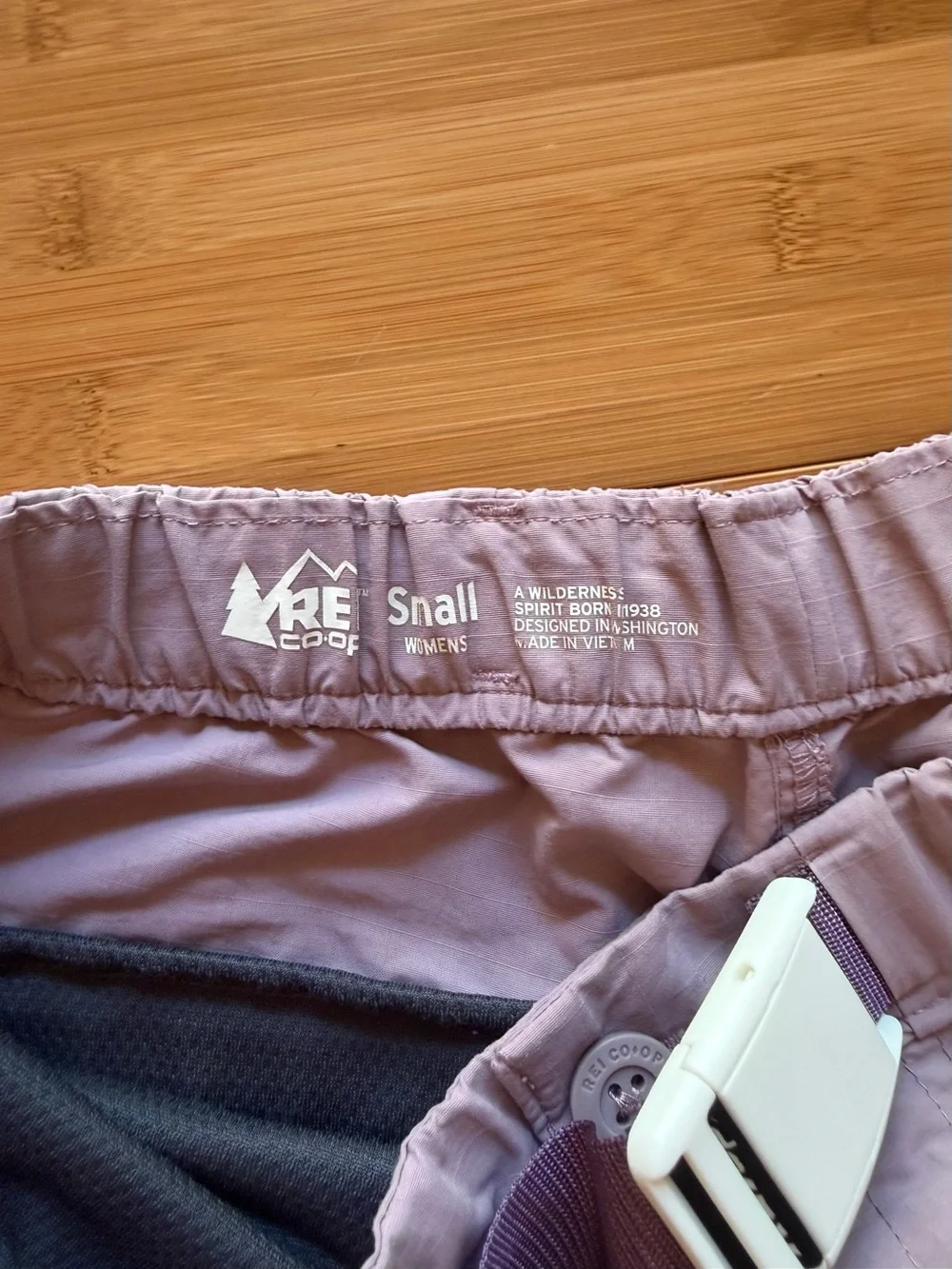 REI Women’s Sahara Amphib Shorts —Lavender/Purple — 4” Inseam — Size Small